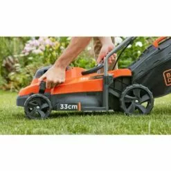 BLACK & DECKER Tondeuse 33cm - Sans Fil LITHIUM 36V - Sans Batterie BLACK+DECKER BCMW3336N-XJ 10 BLACK & DECKER Tondeuse 33cm - Sans Fil LITHIUM 36V - Sans Batterie BLACK+DECKER BCMW3336N-XJ -Tondeuse Et Accessoires Boutique 34599665 4